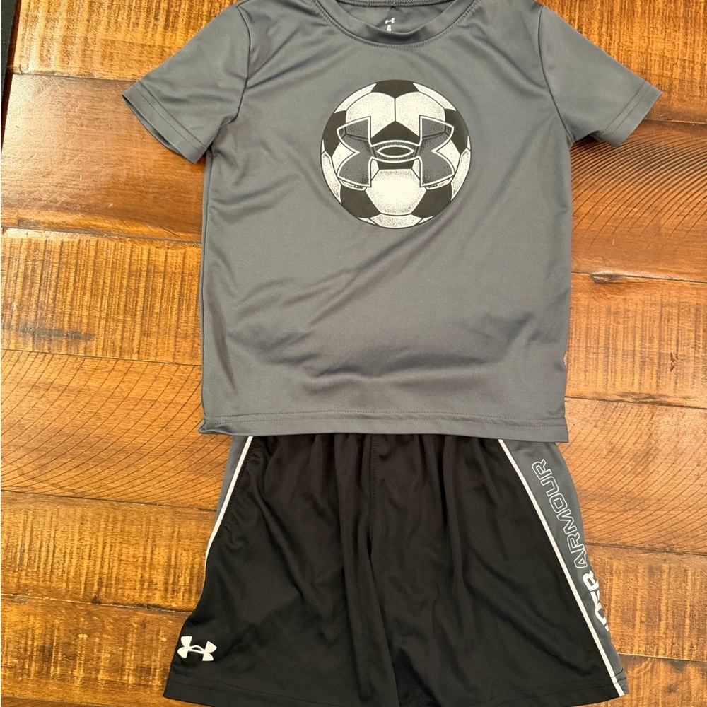 Under Armour Boys Soccer Set
